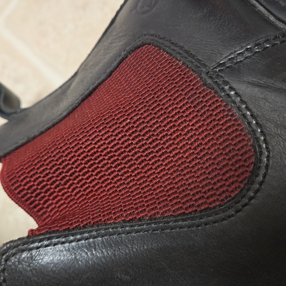 Born Leather Black Booties Size 8.5 - Picture 10 of 16